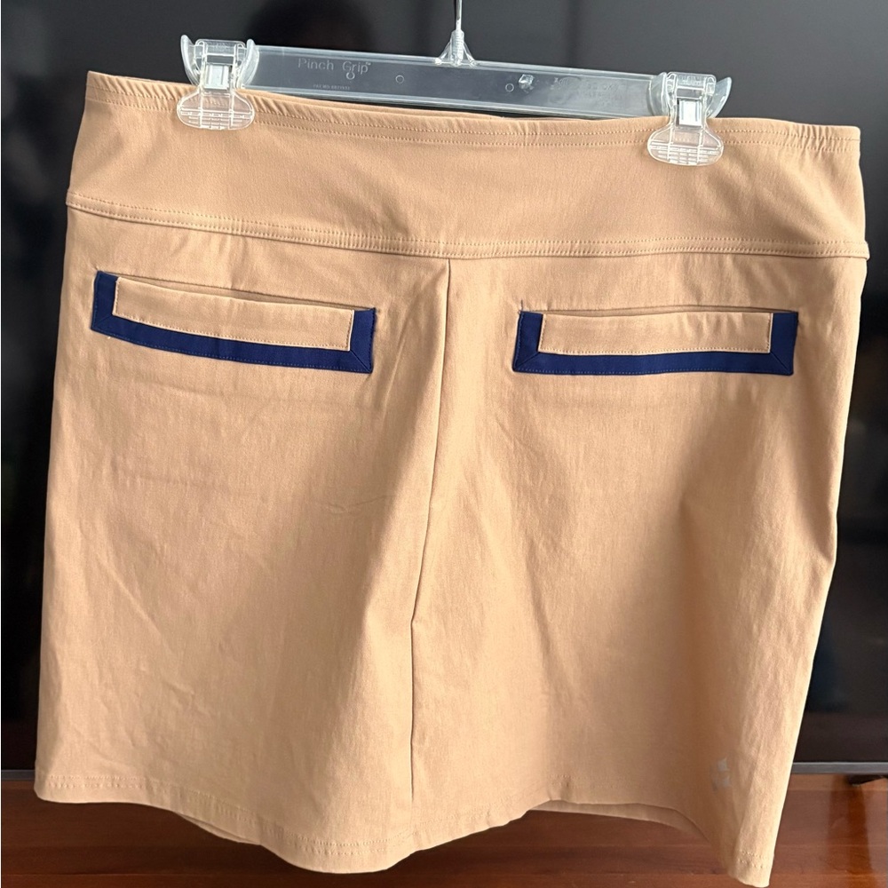 JoFit NWT skort. Tan with navy trim. Large.,